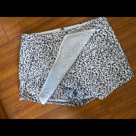 Express skort - Picture 2 of 5